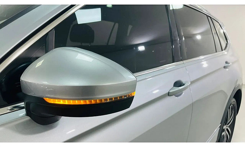 Volkswagen Tiguan Al...