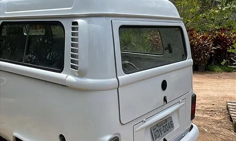 Volkswagen Kombi Sta...
