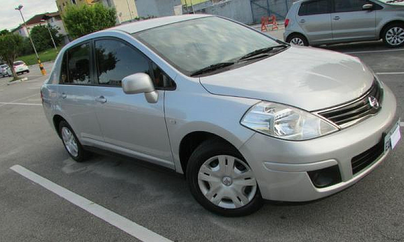 Nissan Tiida Complet...