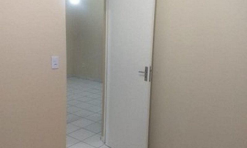 2 Quartos Condominio...