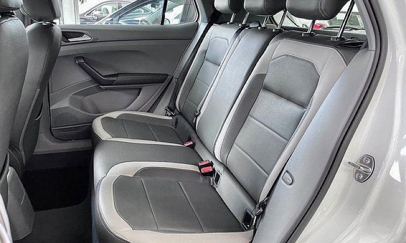 Volkswagen Tcross Se...