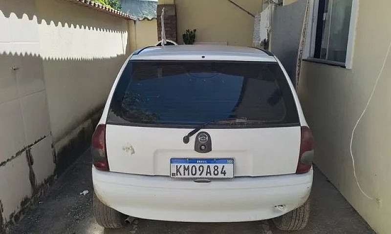 Corsa 2001...