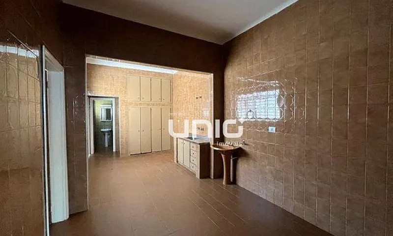 Casa Com 2 Dormitóri...