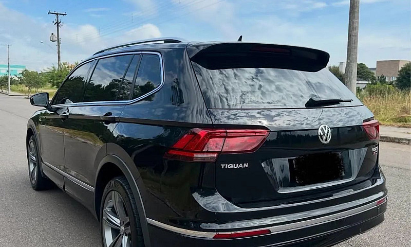 Volkswagen Tiguan Al...