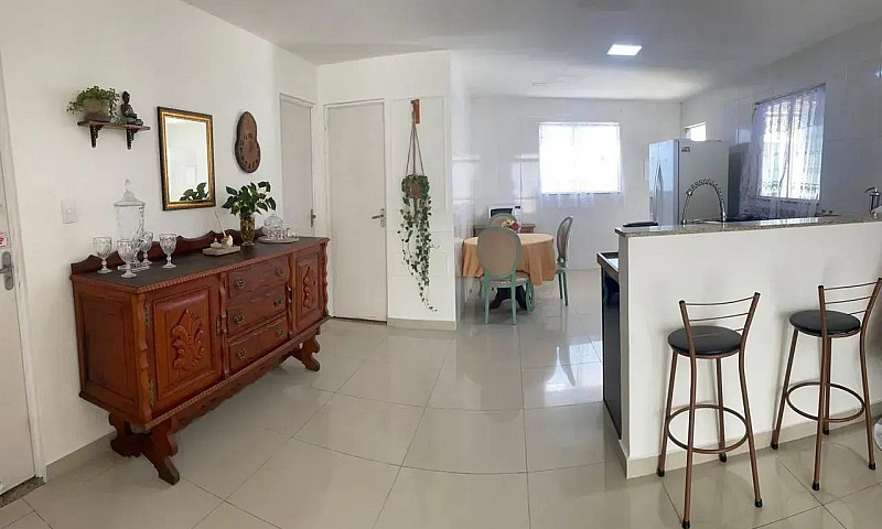 Casa De Condomínio P...