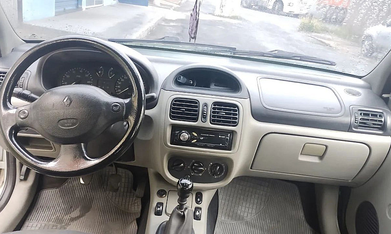 Renault Clio Rn/ Exp...