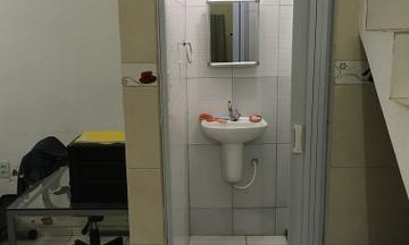 Casa 2/4 Toda No Pis...