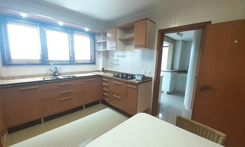 Apartamento São Leop...