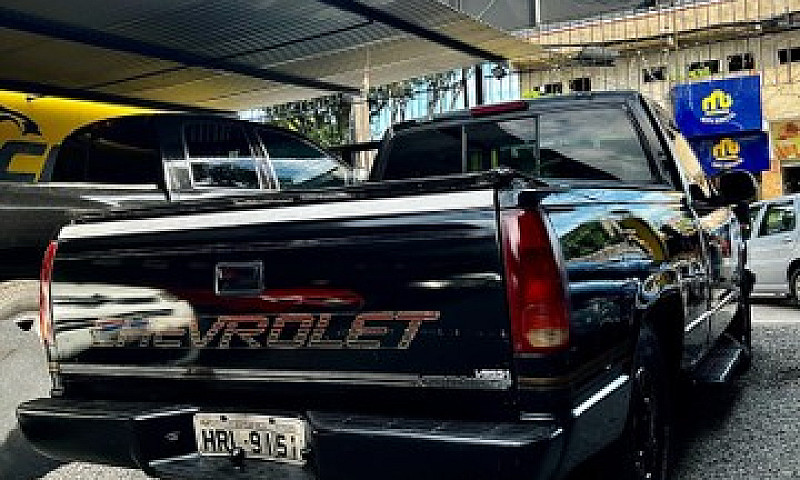 Silverado Dlx ...
