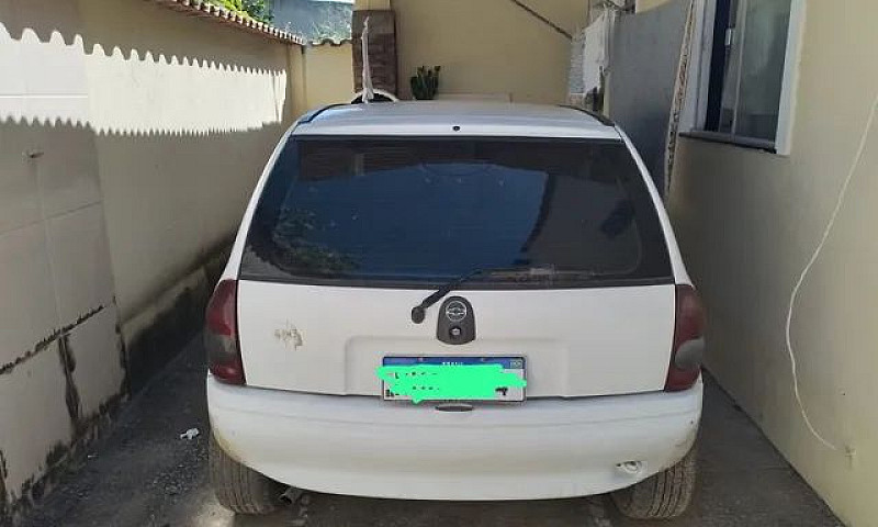 Corsa 2001...
