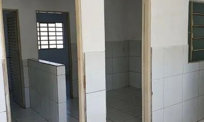 Alugo Barracao / Cas...