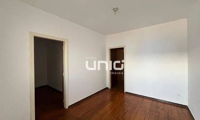 Casa Com 2 Dormitóri...