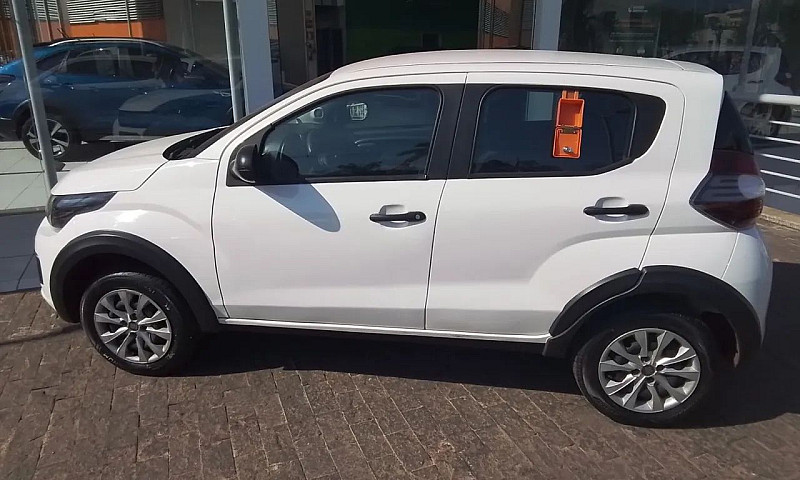 Fiat Mobi Like On 1....