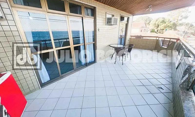 Apartamento : Padrão...