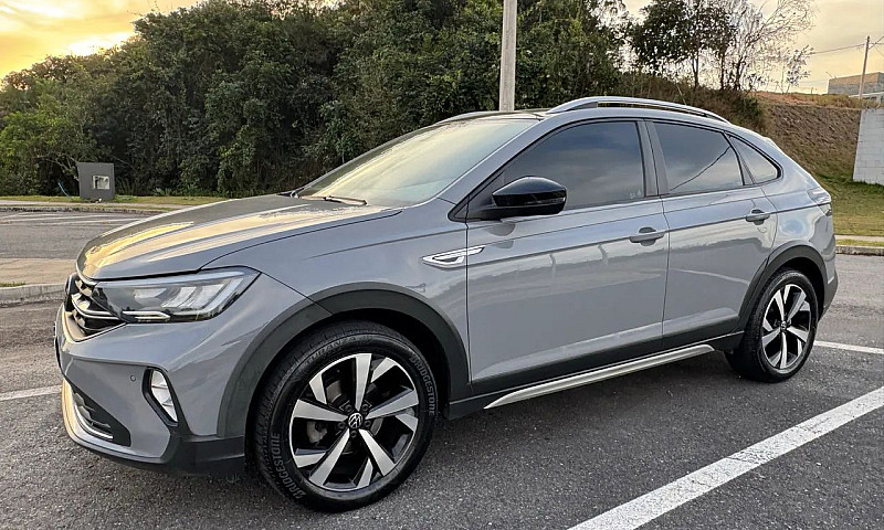Volkswagen Nivus Hig...