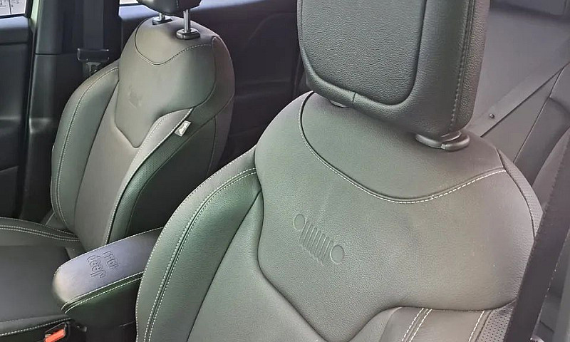 Jeep Renegade Long. ...