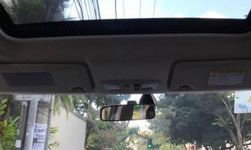 Mitsubishi Outlander...