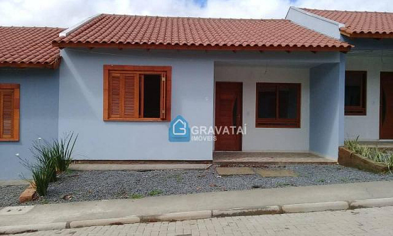Casa Com 2 Dormitóri...