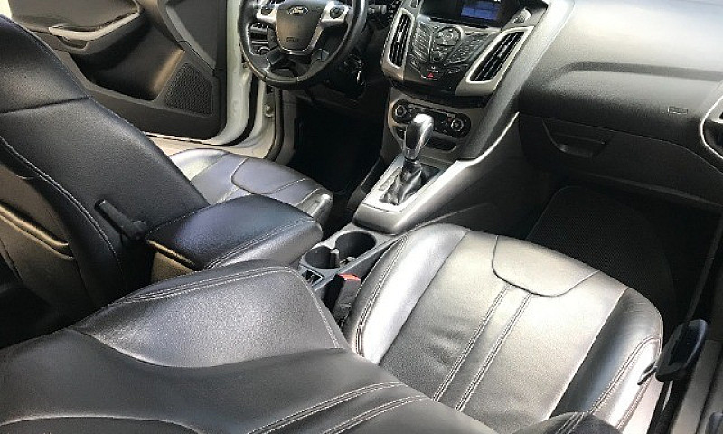 Ford Focus Se At 2.0...