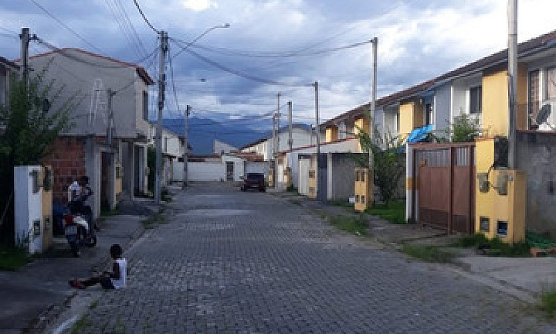 Casa A Venda Resende...