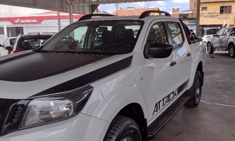 Nissan Frontier Atta...