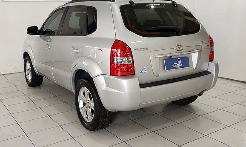 Hyundai Tucson Gls  ...