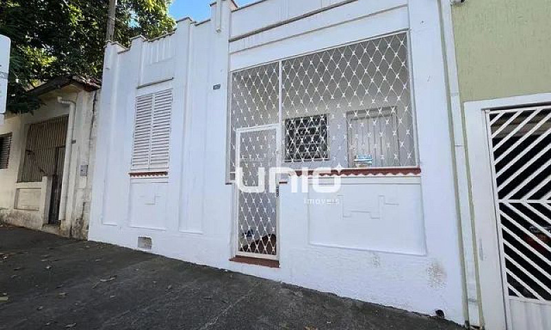 Casa Com 2 Dormitóri...