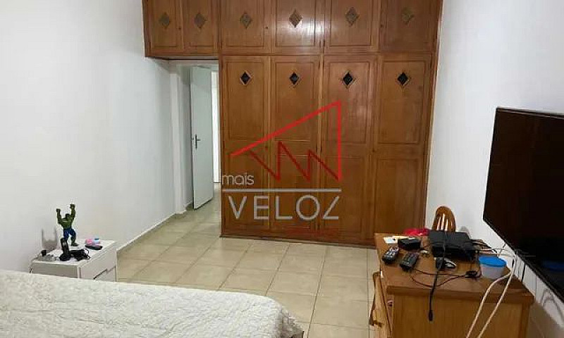 Apartamento-À Venda-...