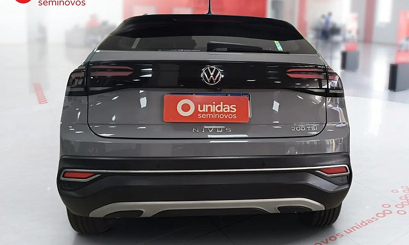 Volkswagen Nivus Hig...
