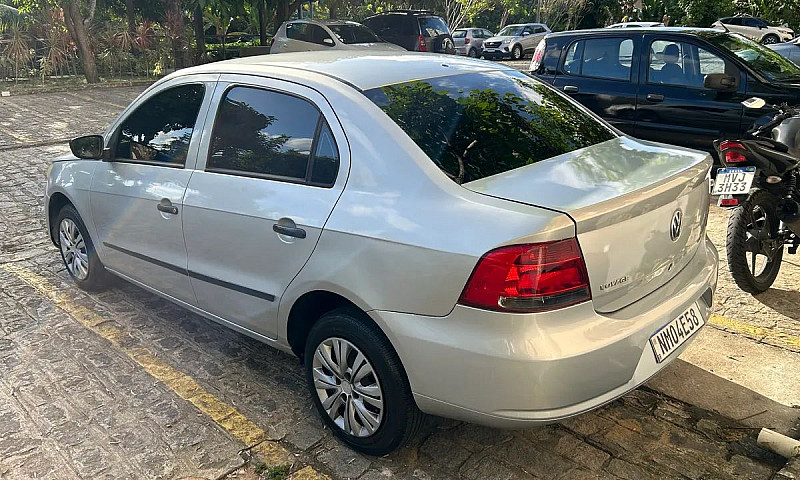 Voyage 1.6 Modelo 20...