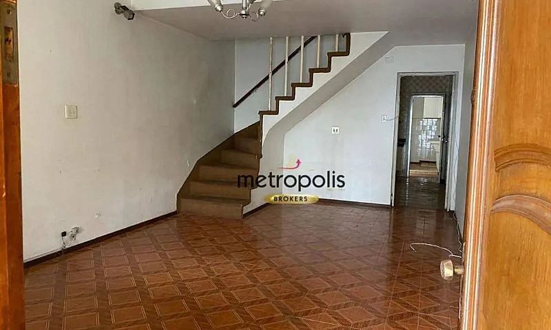 Sobrado À Venda, 106...