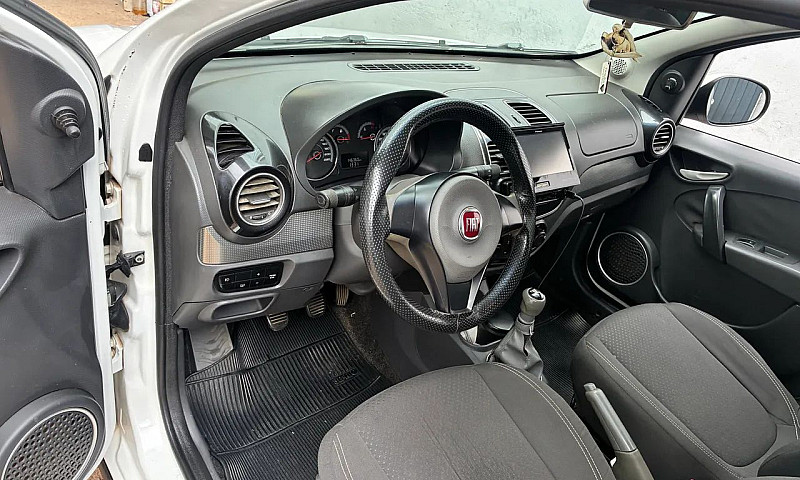 Fiat Grand Siena Att...