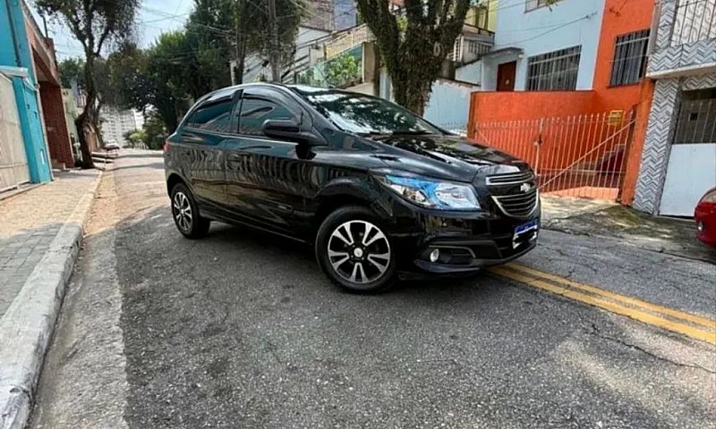Chevrolet Onix Hatch...