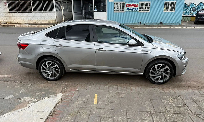 Volkswagen Virtus Hi...