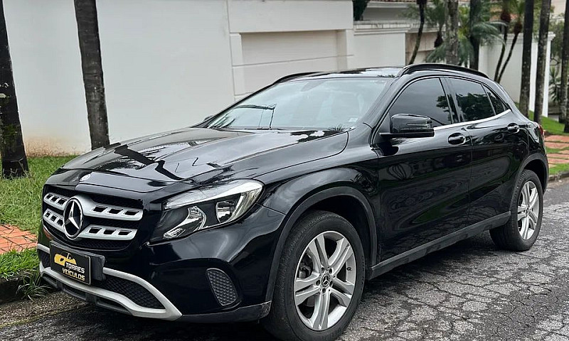 Mercedes-Benz Gla 20...
