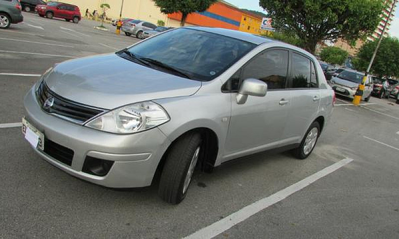 Nissan Tiida Complet...