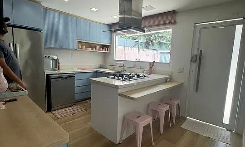 Casa Condomínio Freg...