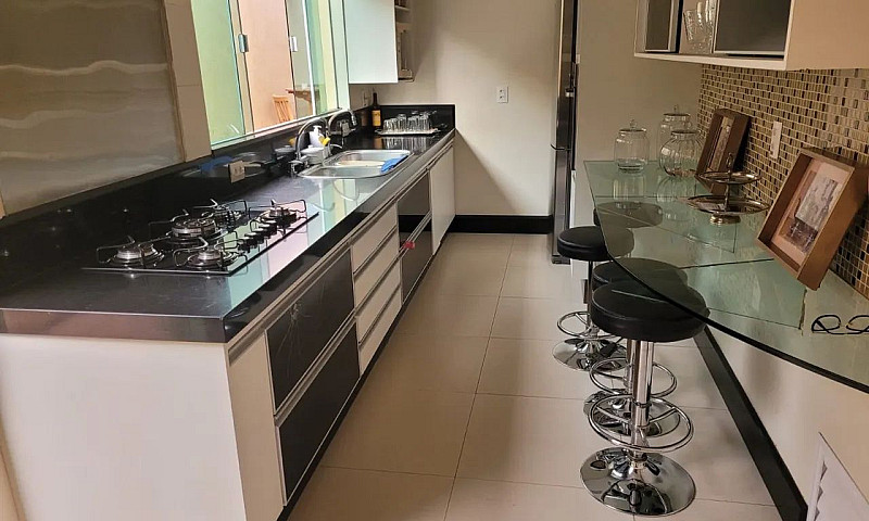 Excelente Casa Jardi...