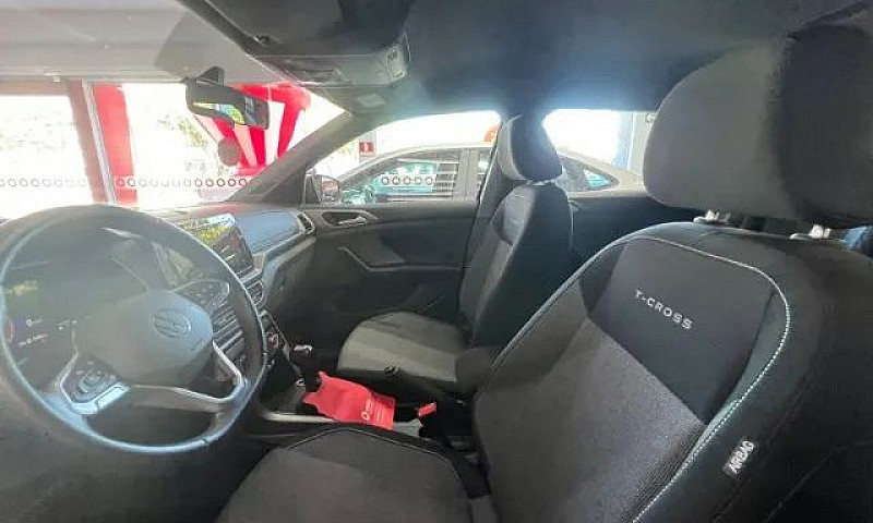 Volkswagen T-Cross 1...