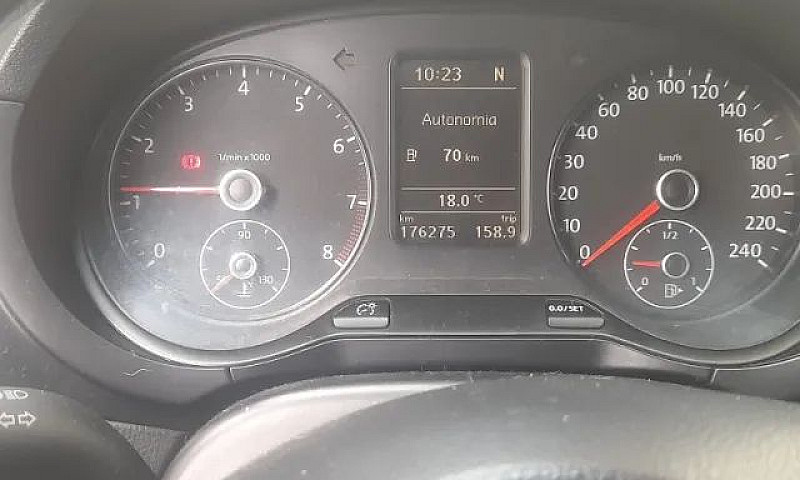 Volkswagen Fox 1.6 M...