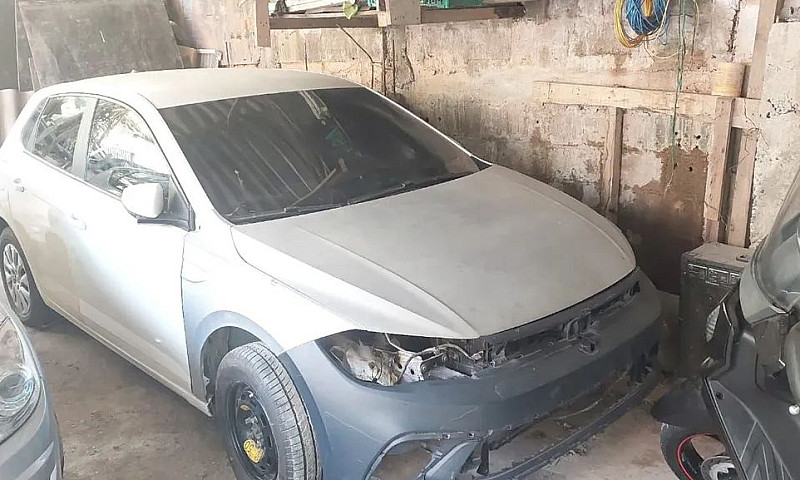Polo ...