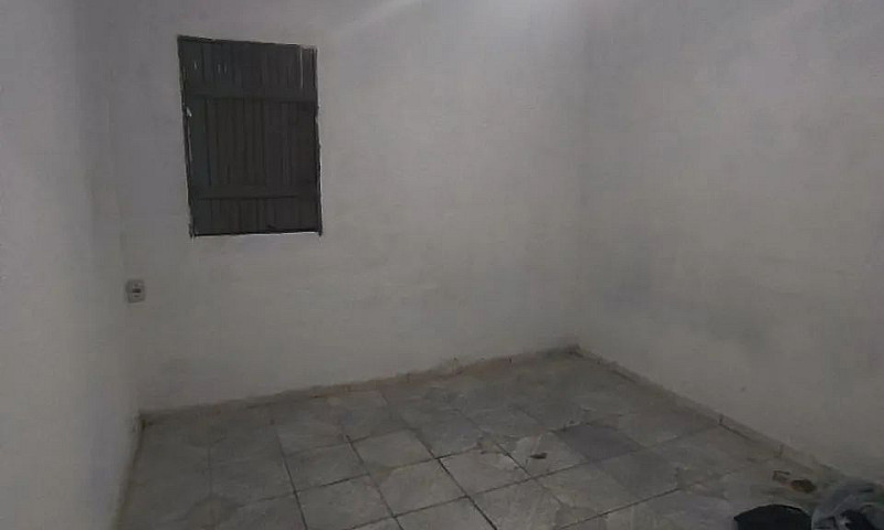 Vendo Uma Casa A Um ...
