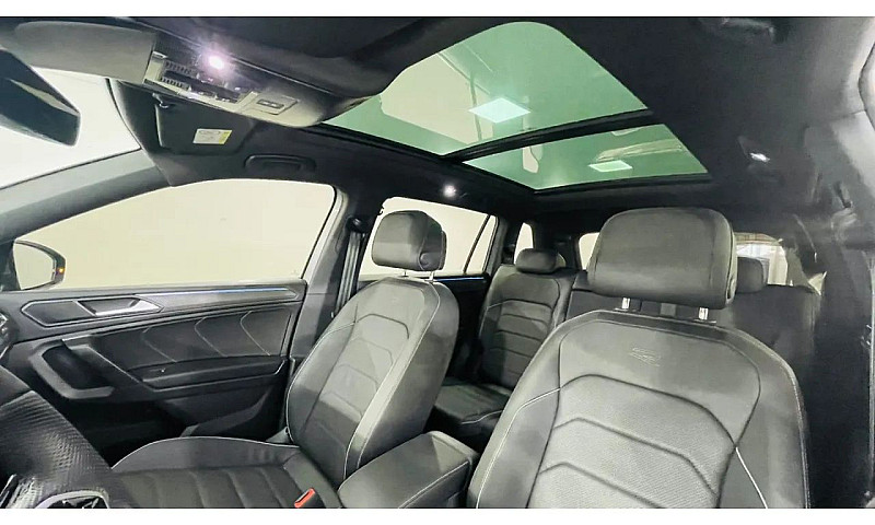 Volkswagen Tiguan Al...