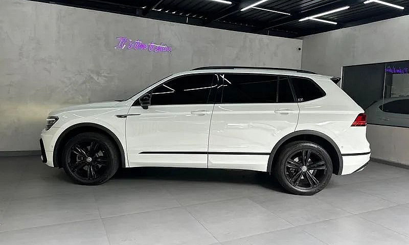 Volkswagen Tiguan R-...