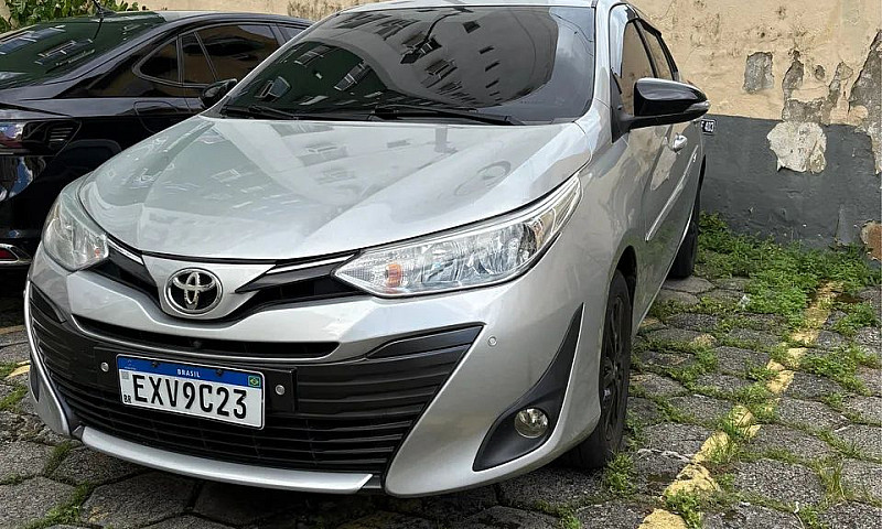 Toyota Yaris Xl 1.3 ...