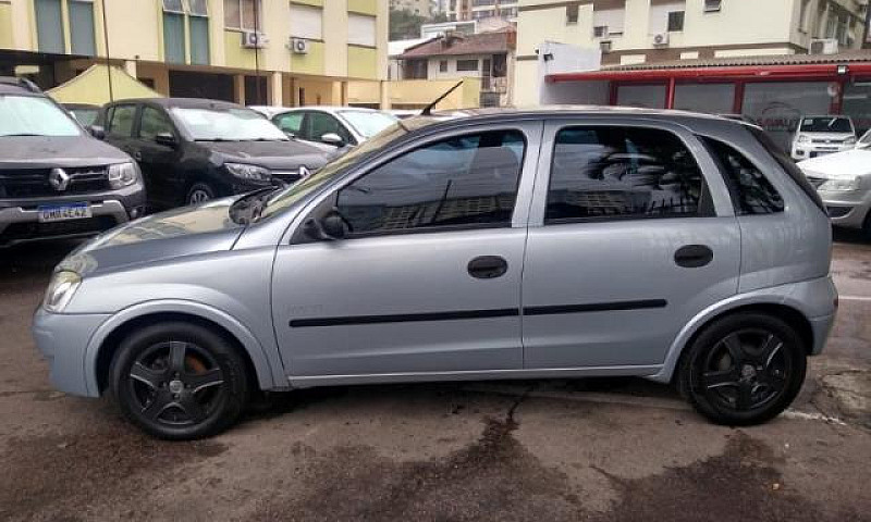 Chevrolet Corsa Hatc...