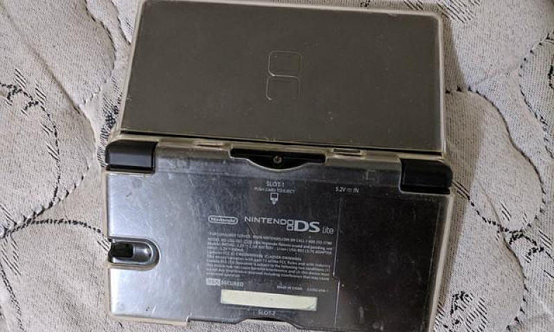 Nintendo Ds Lite + C...