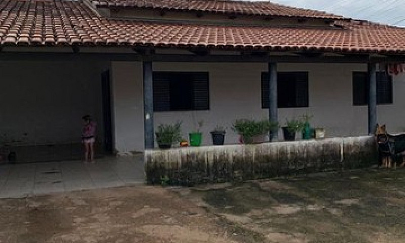 Casa  Com 3 Quartos ...