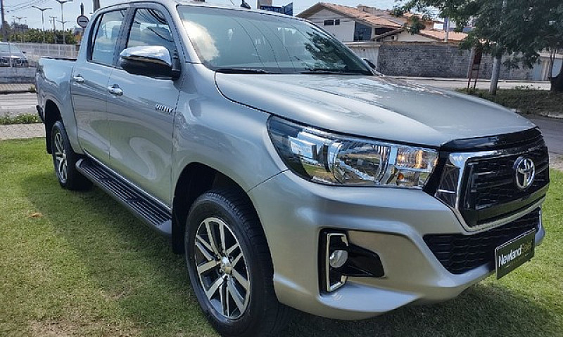 Toyota Hilux 2.8 Srv...