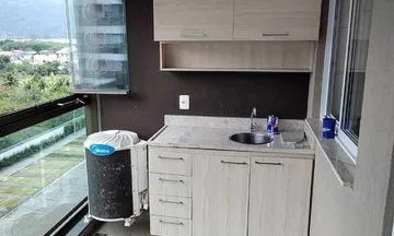 Apartamento De 03 Qu...